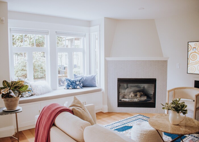 Square Foot Construction Residential Reno East 11 North Van LR with fireplace